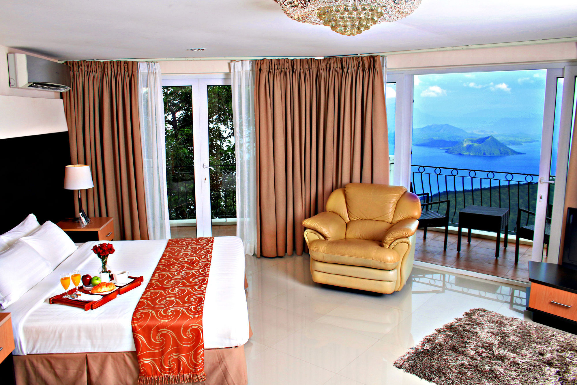 The Lake Hotel Tagaytay Tagaytay City Exteriér fotografie
